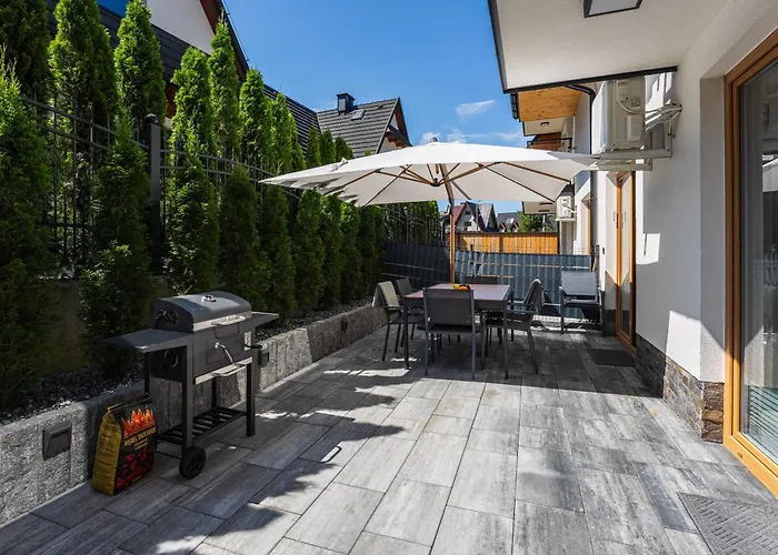 Two Bedroom Apartment With Terrace- Tatra View - Ksiezycowe Apartamenty Spa - 24E-1