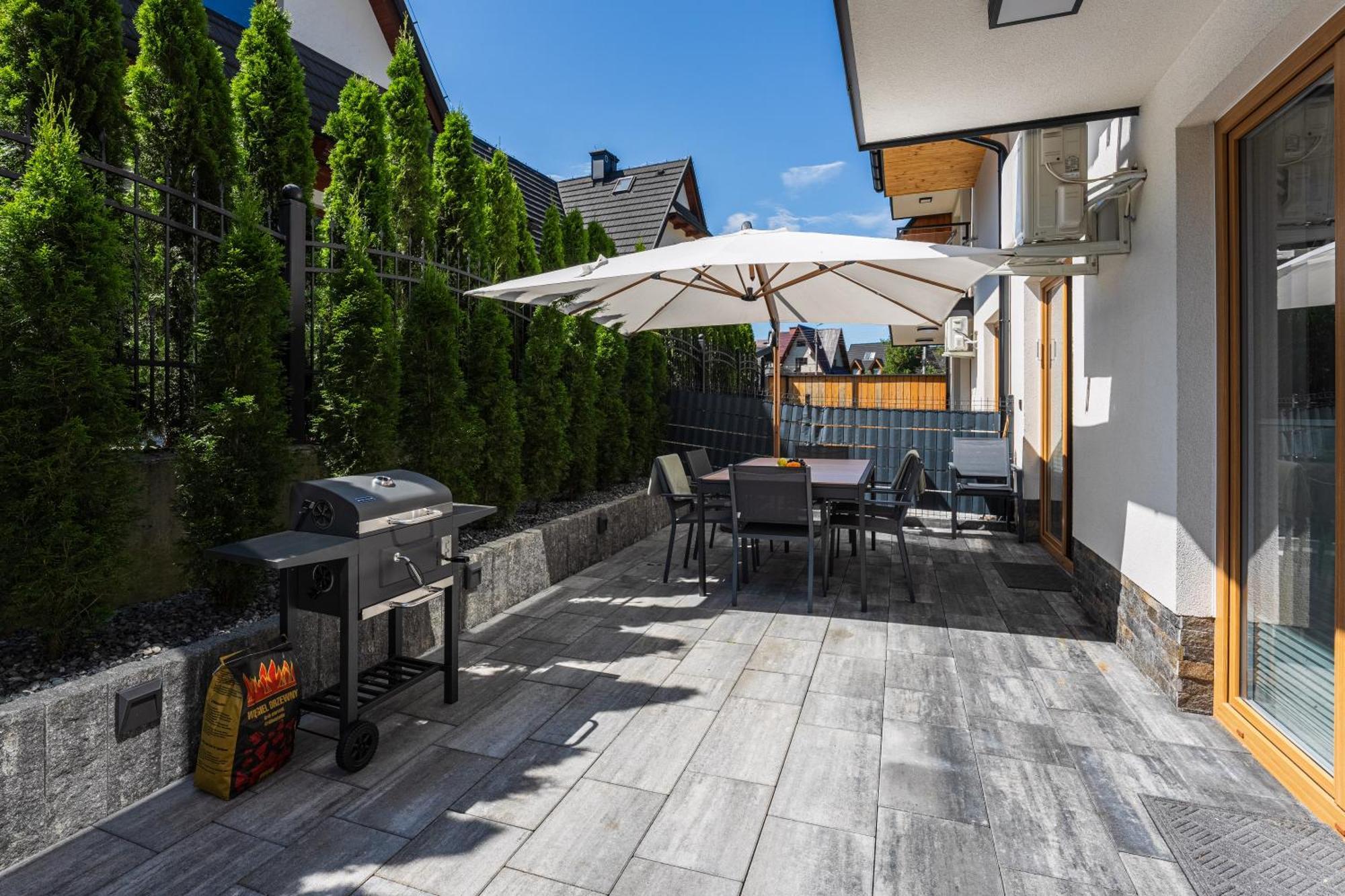 Apartamento Two Bedroom With Terrace- Tatra View - Ksiezycowe - 24e-1 *