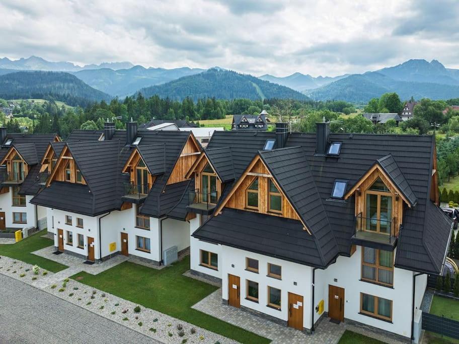 Two Bedroom With Terrace- Tatra View - Ksiezycowe - 24e-1 *