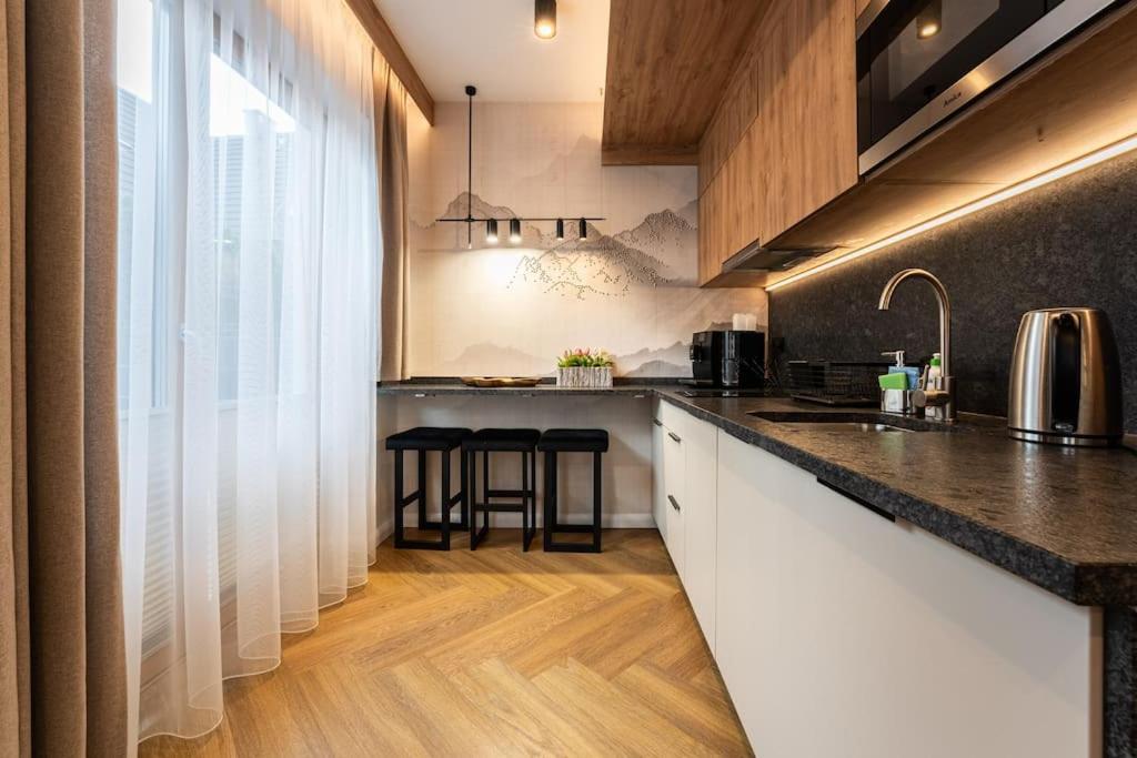 Apartment Two Bedroom With Terrace- Tatra View - Ksiezycowe - 24e-1 Zakopane